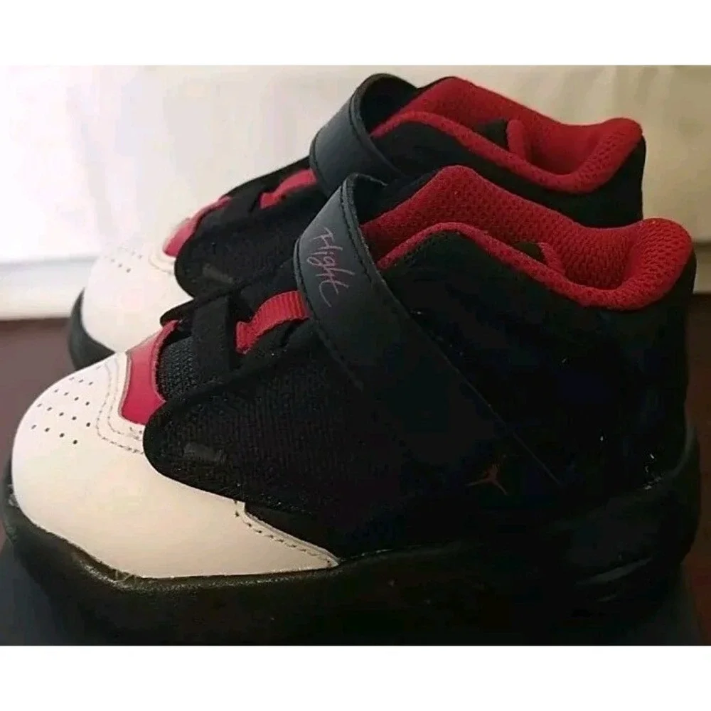 Nike Jordan Max Aura 4 Infant/Toddler Shoes Size 6c